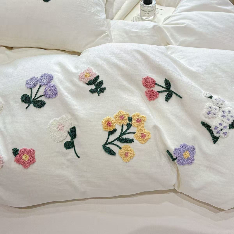 Estetik Çiçek Desenli Nakışlı  - Aesthetic Floral Duvet Cover incelemesi ve fiyatı